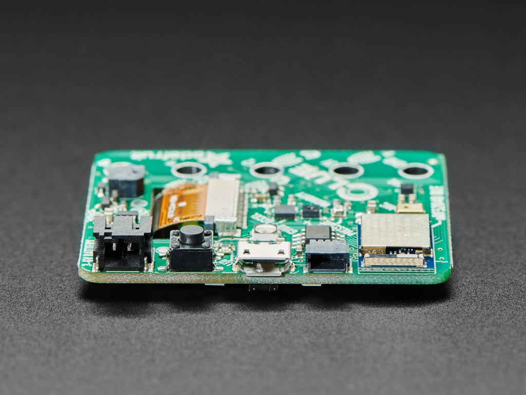 Adafruit CLUE – NRF52840 Express Mit BLE, Display, Sensoren, Micro:bit-kompatibel