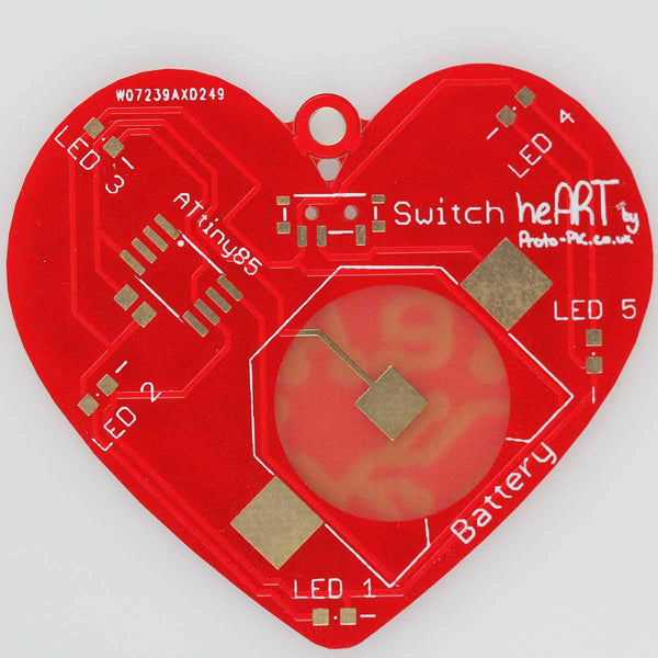 heART - a beating heart surface mount soldering kit